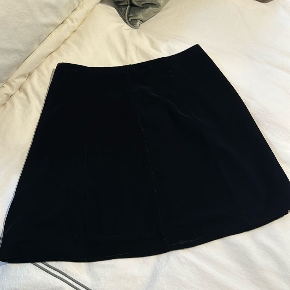 Loft velvet skirt